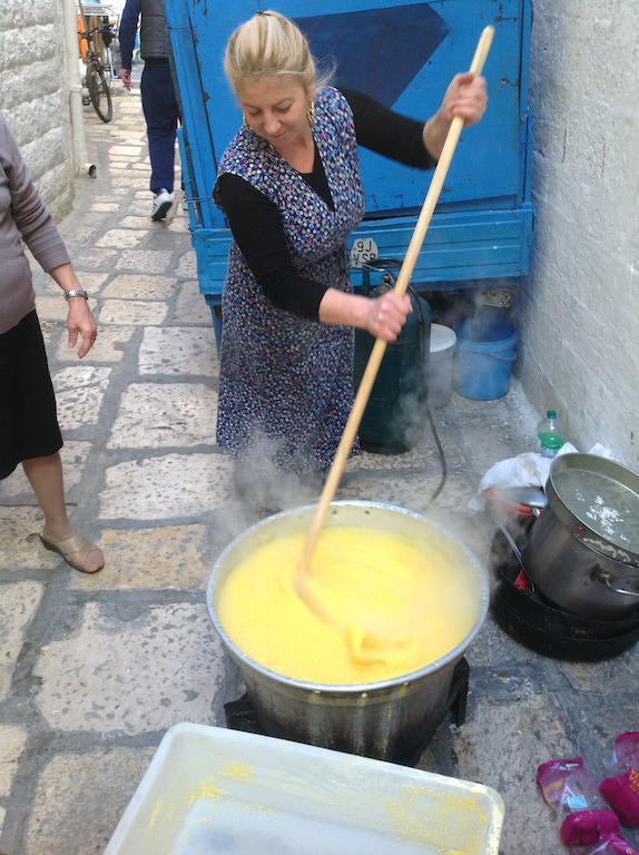 B&B La Uascezze Bari Luaran gambar